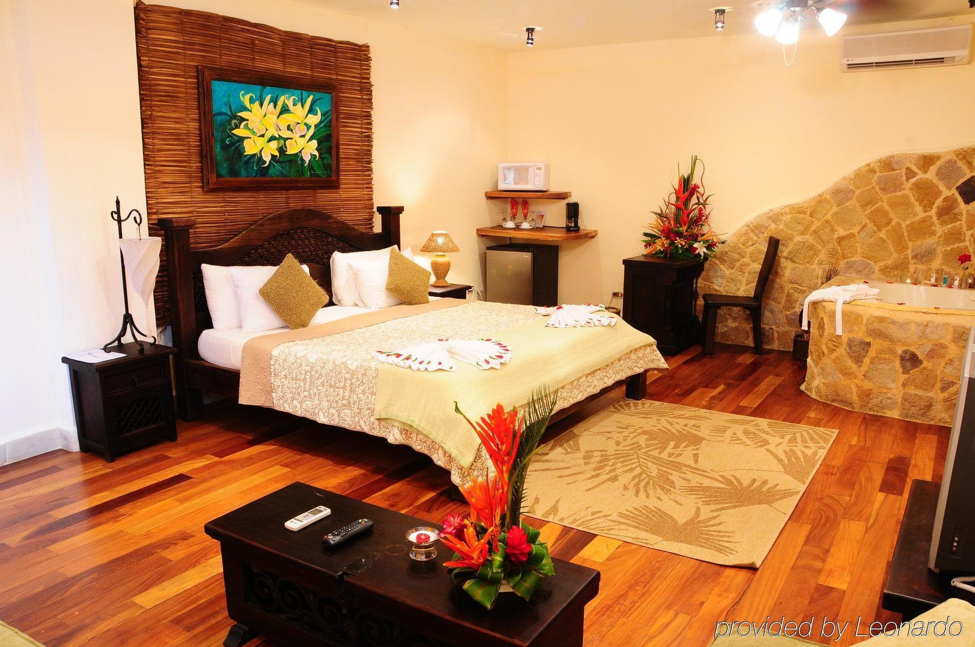 Issimo Suites Boutique Hotel & Spa - Adults Only Мануэль-Антонио Экстерьер фото